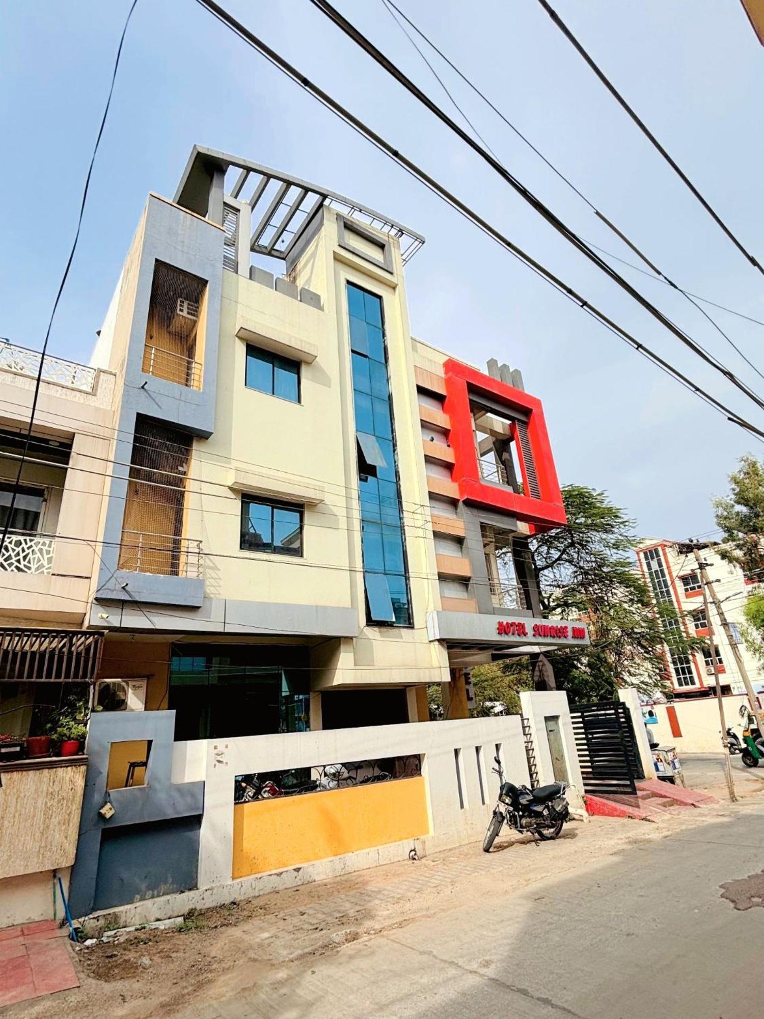 호텔 선라이즈 인 코타 외부 사진